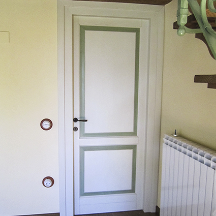 porta decorata verde